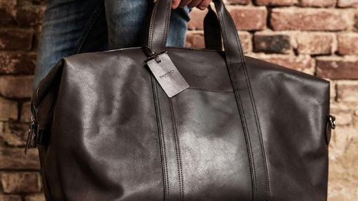 Hoe onderhoud je een leren of suède tas?