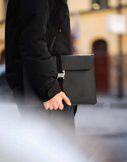 DB The Varldsvan Essential 14'' Laptopsleeve - Black Out